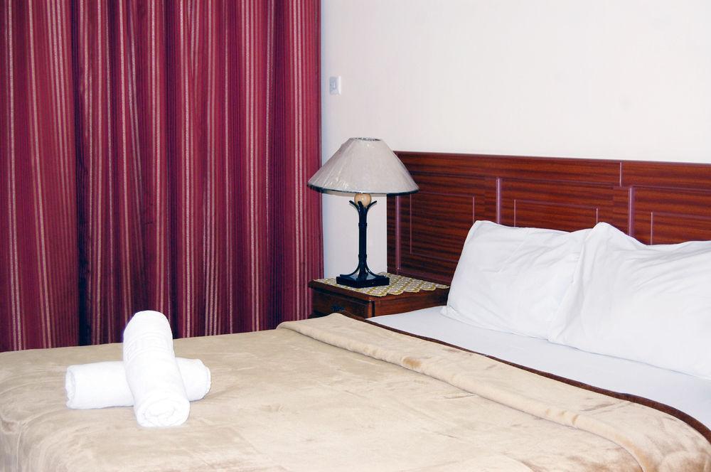 Al Ferdous Hotel Apartment Sharjah Exteriör bild