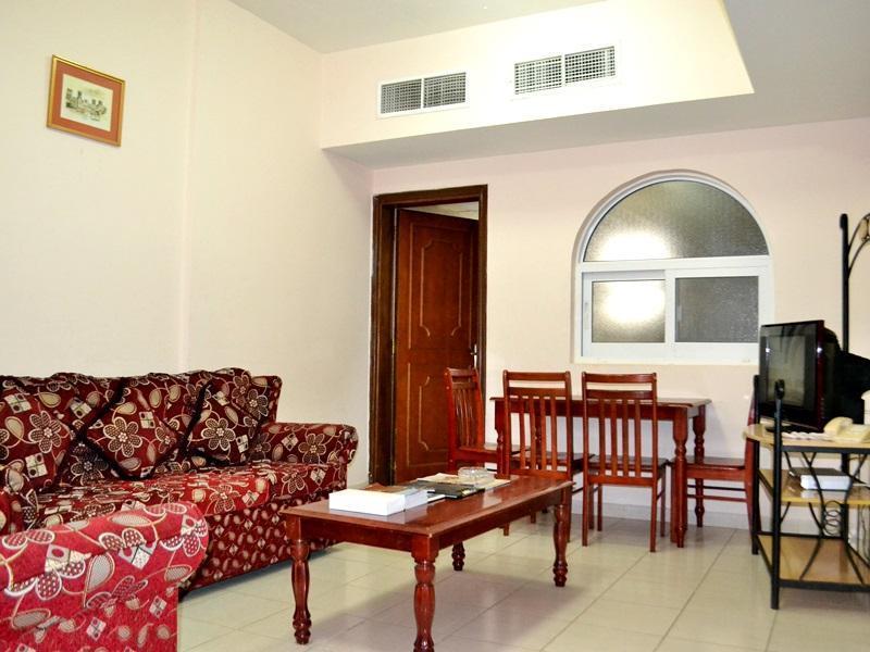 Al Ferdous Hotel Apartment Sharjah Exteriör bild