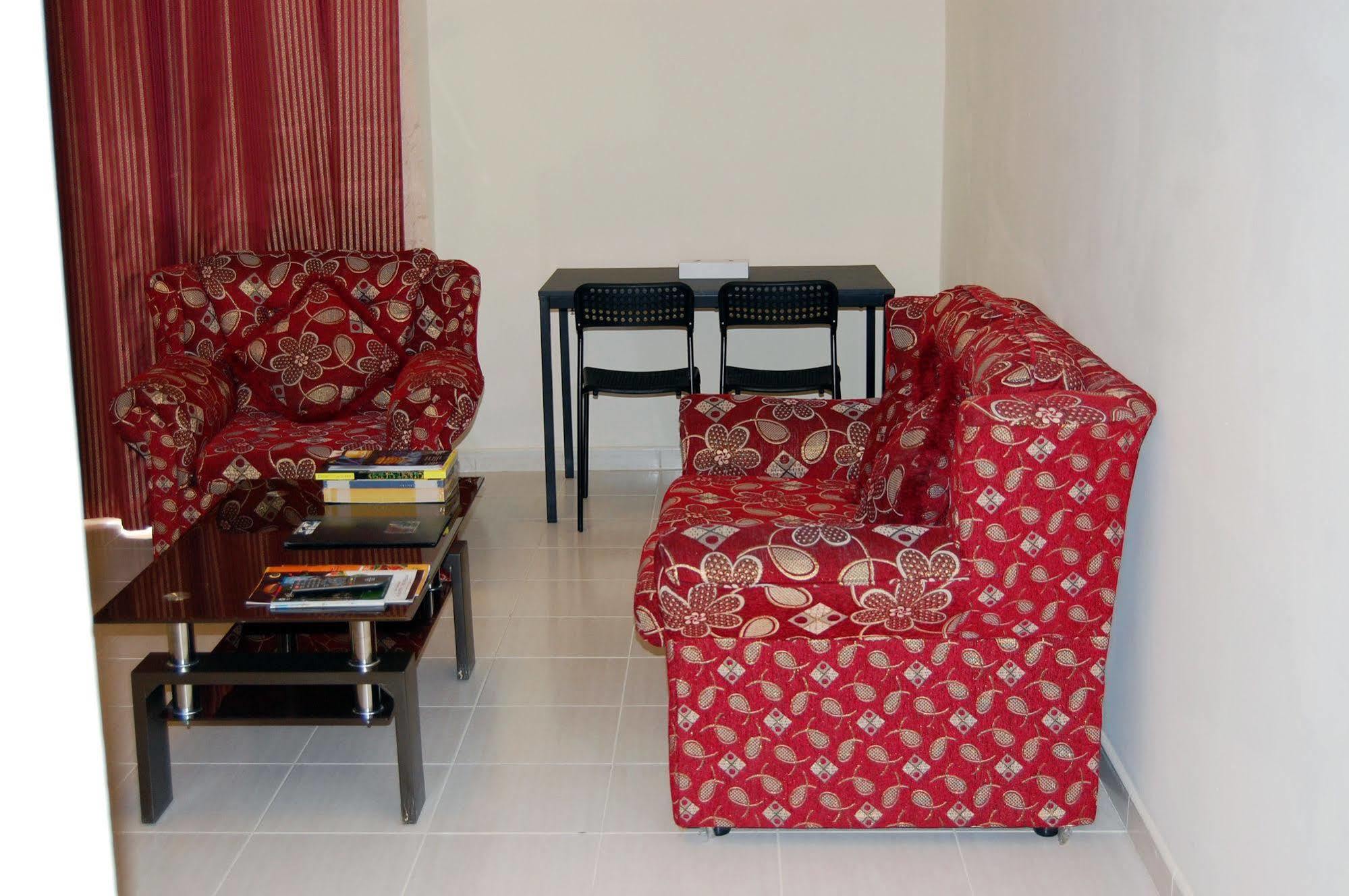 Al Ferdous Hotel Apartment Sharjah Exteriör bild